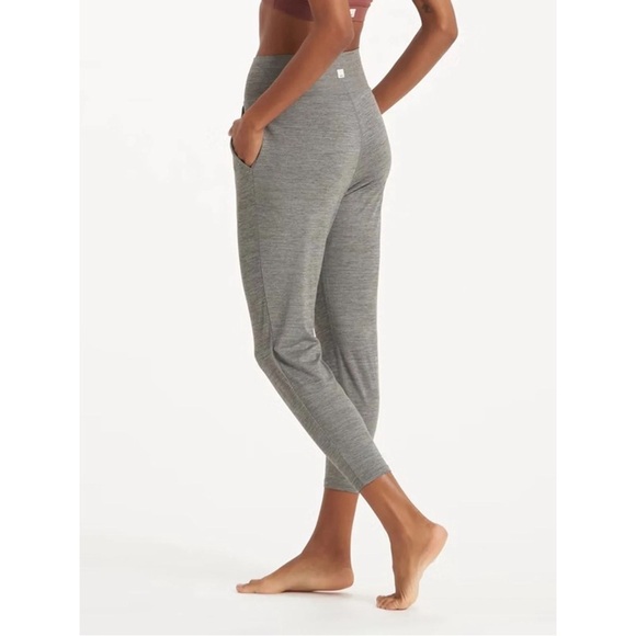 VUORI Lux Harem Jogger Pants Heather Grey - Picture 2 of 6
